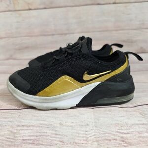 Nike Air Max Motion 2 Kids Black/ Gold Sneakers Toddler Size 11c